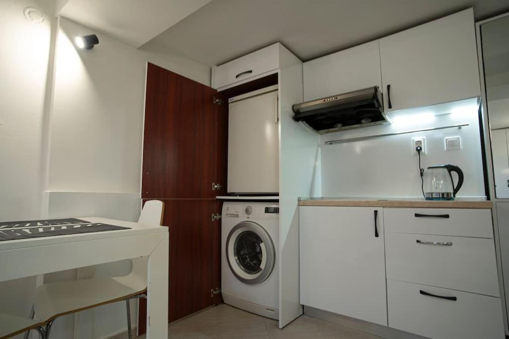 Studio With Courtyard Just Steps Away Vitosha Str Sofía Exterior foto