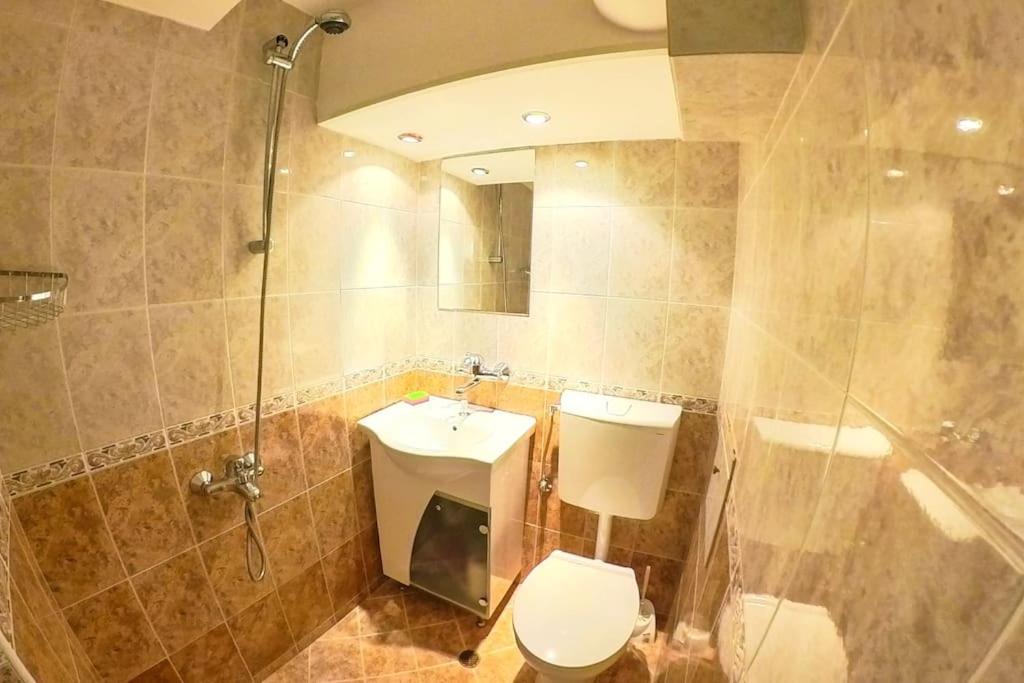 Studio With Courtyard Just Steps Away Vitosha Str Sofía Exterior foto
